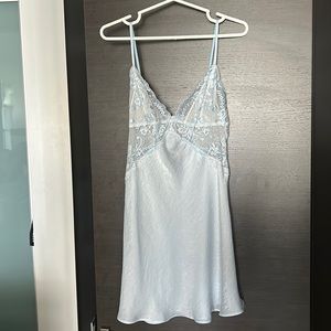Light blue night gown size M